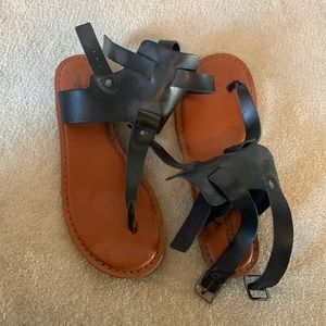 American eagle sandals